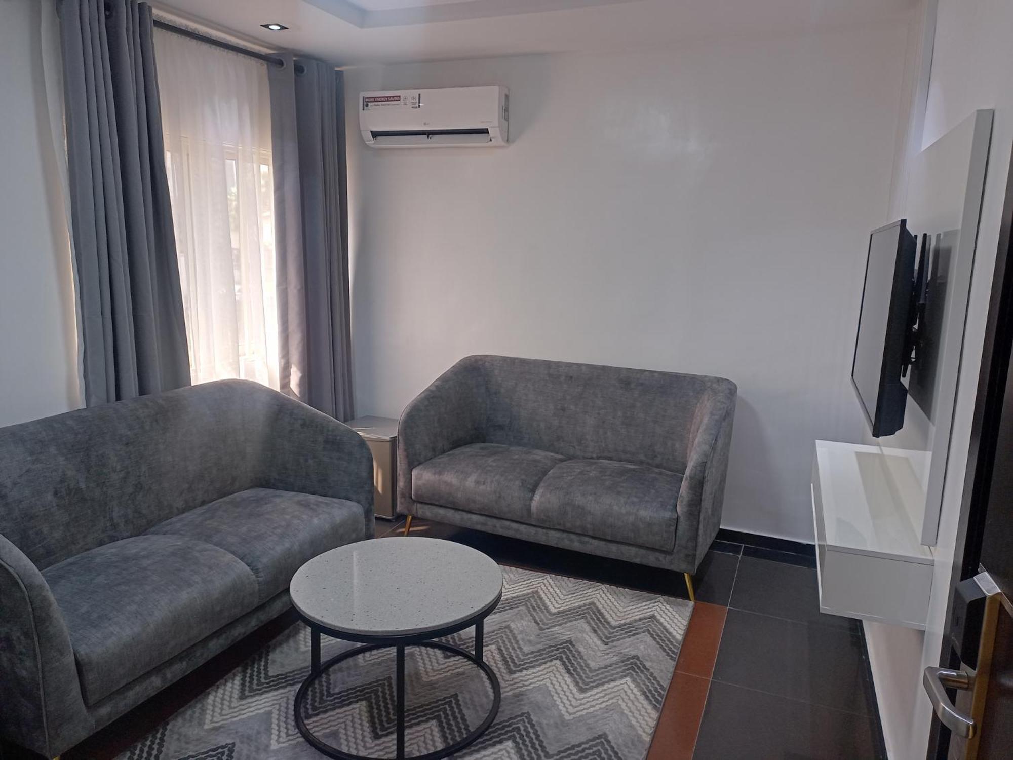 Hotel 35 Embassy Lagos Buitenkant foto